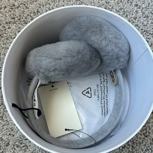 NWT Kids Classic Earmuff